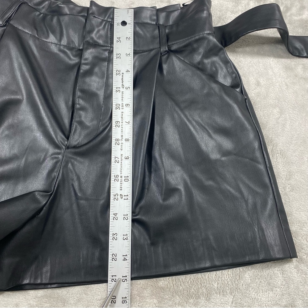 ZARA Women's Black Faux Leather Short Pants sz LARGE Belted High Rise Pleated - Picture 15 of 16